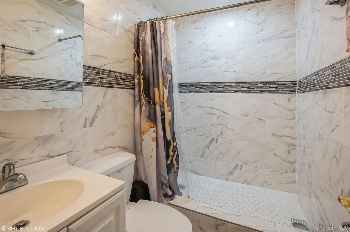 Bathroom, Interior, Marble Walls