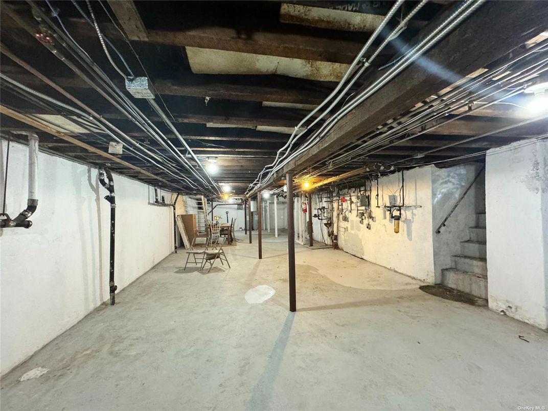 Interior, Wooden Beams