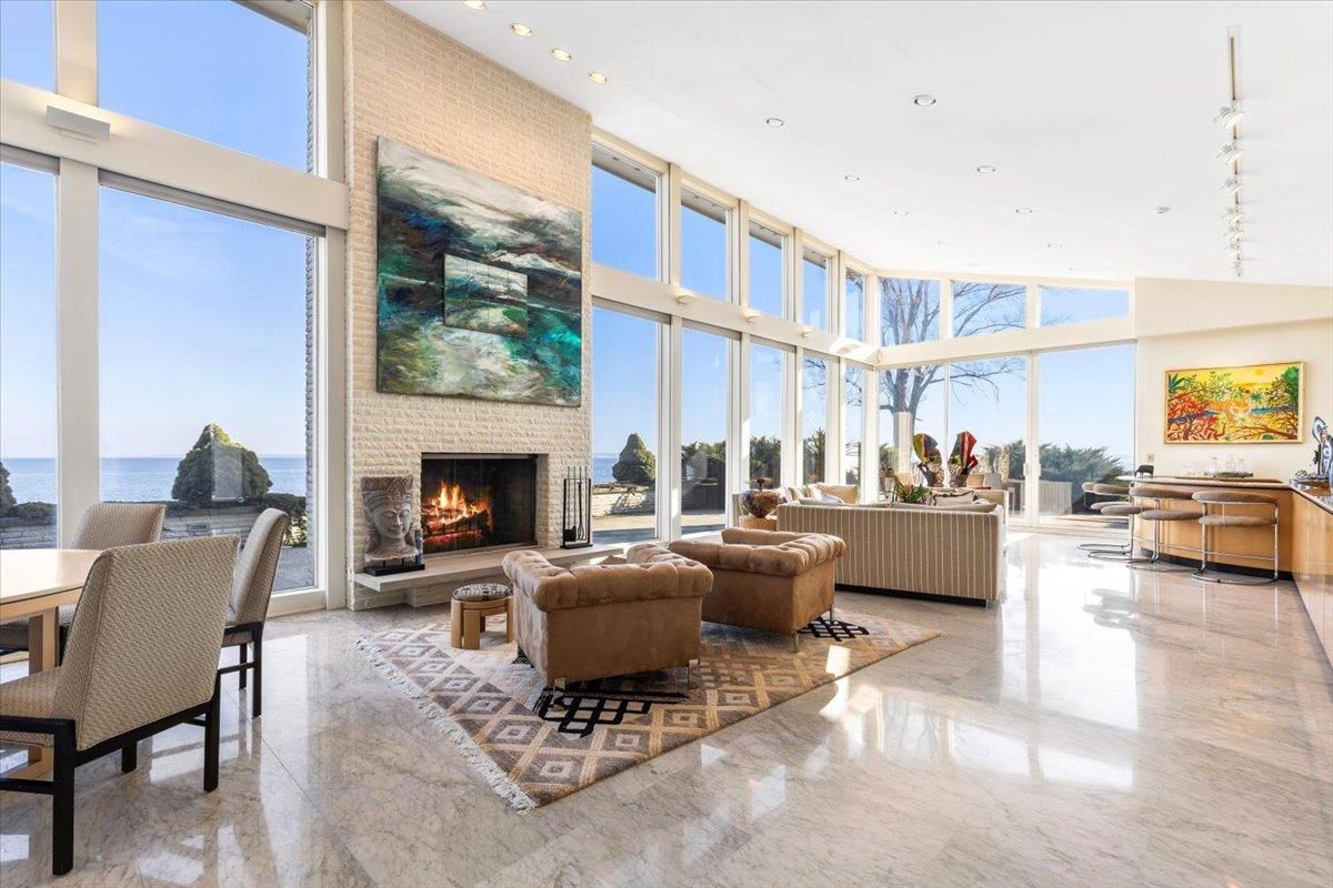 Fireplace, Interior, Living room, Recessed Lighting, Water