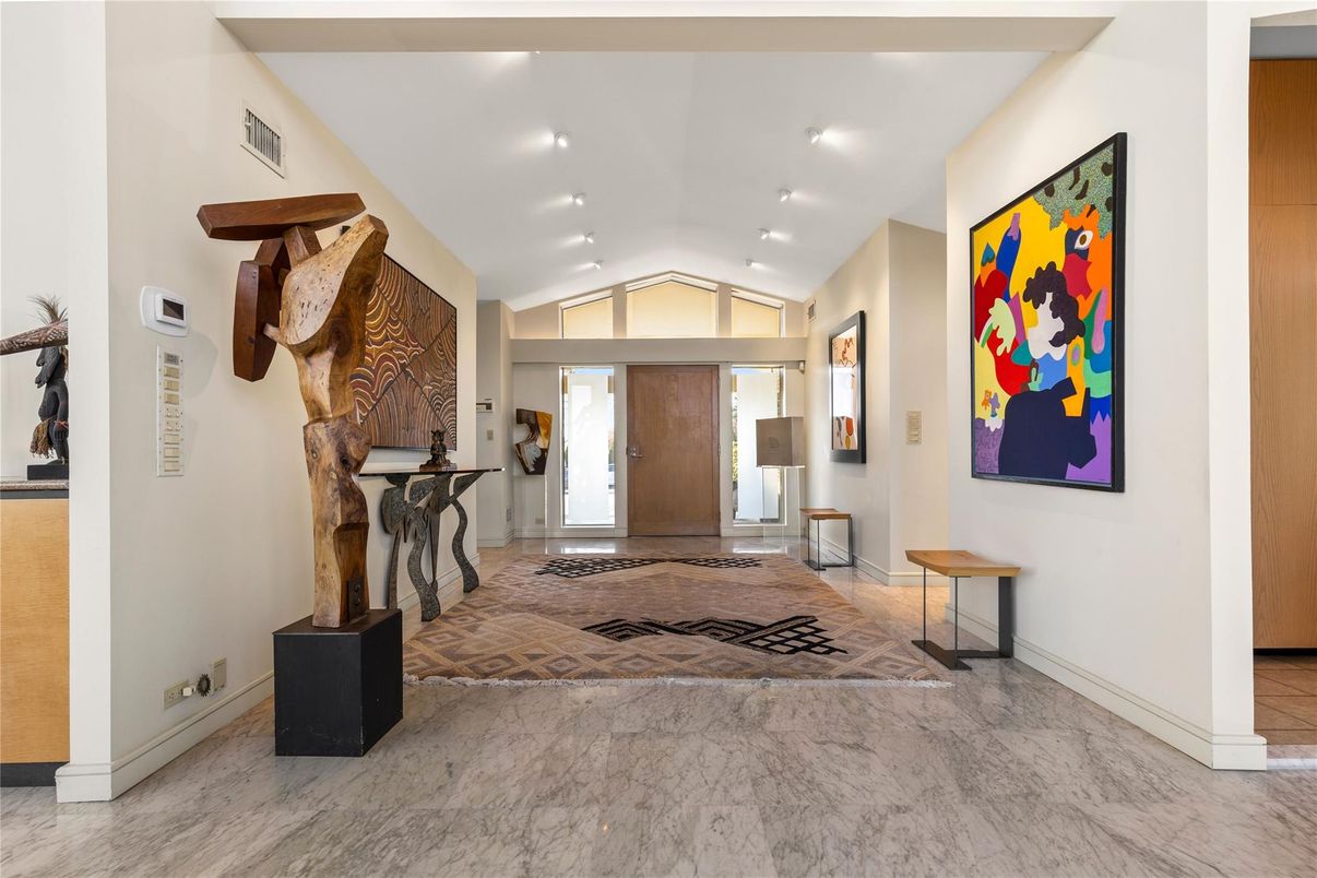 Interior, Recessed Lighting