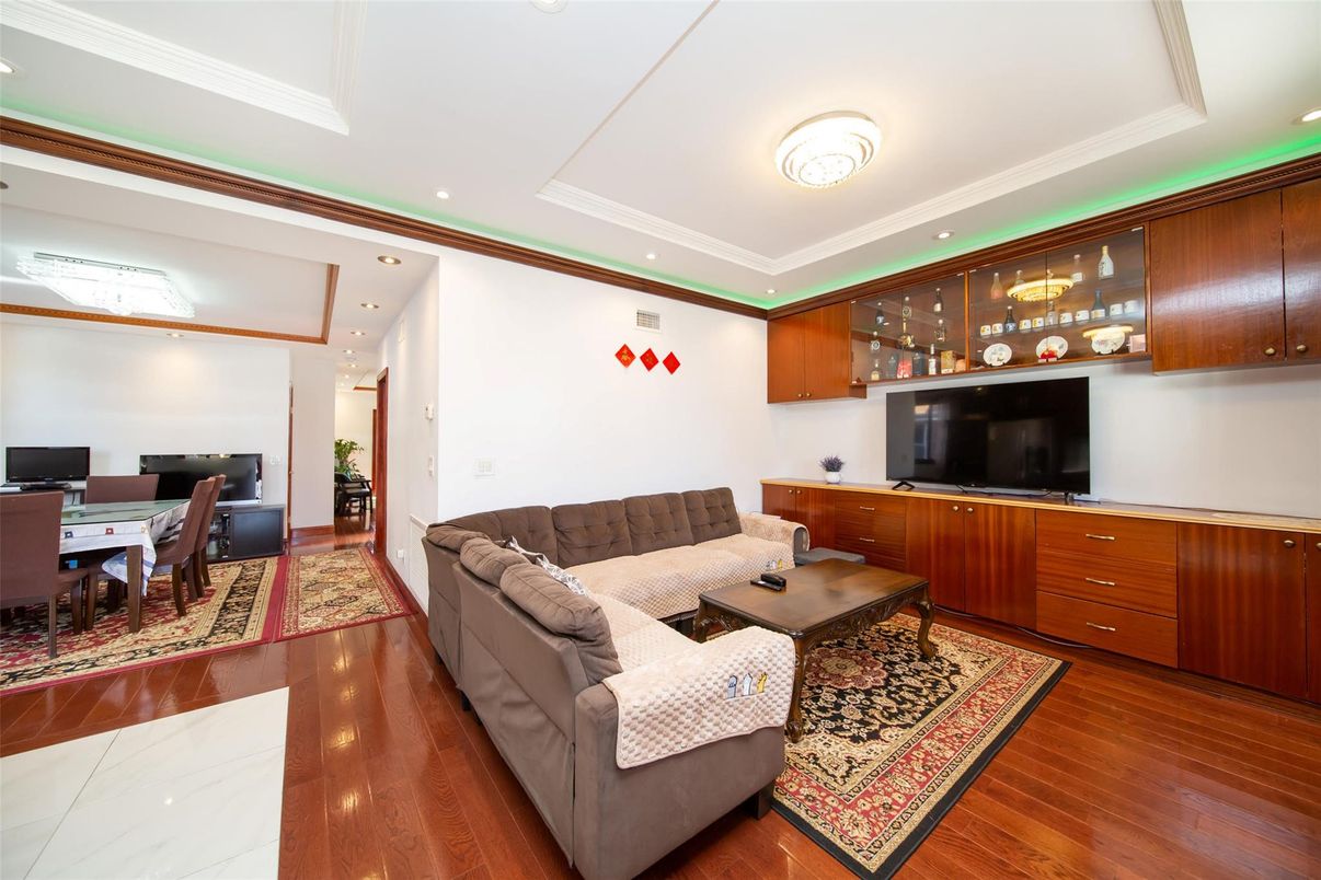 DE Listing image placeholder