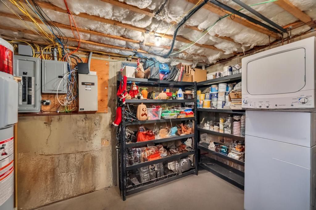 Interior, Utility Closets, Washer