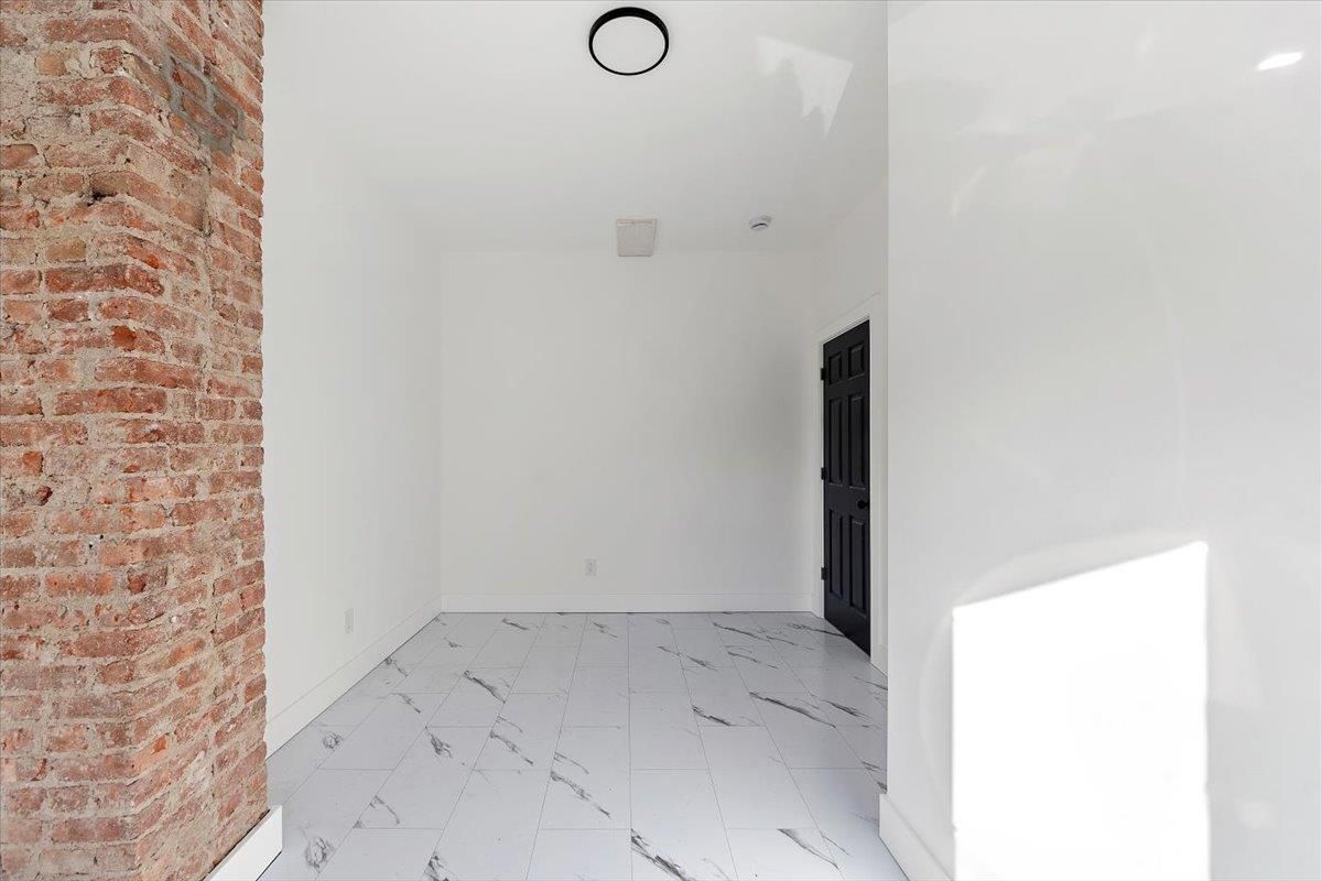 Empty room, Interior, Marble, Stone Walls