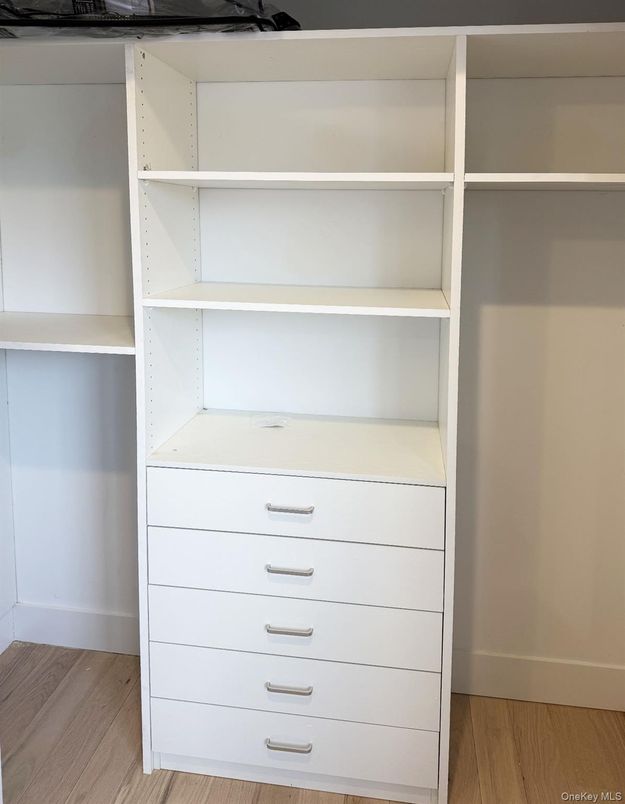 Interior, Walk-in Closets, Wood Texture Flooring