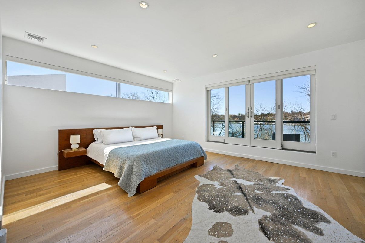 Bedroom, Interior, Recessed Lighting, Water, Wood Texture Flooring