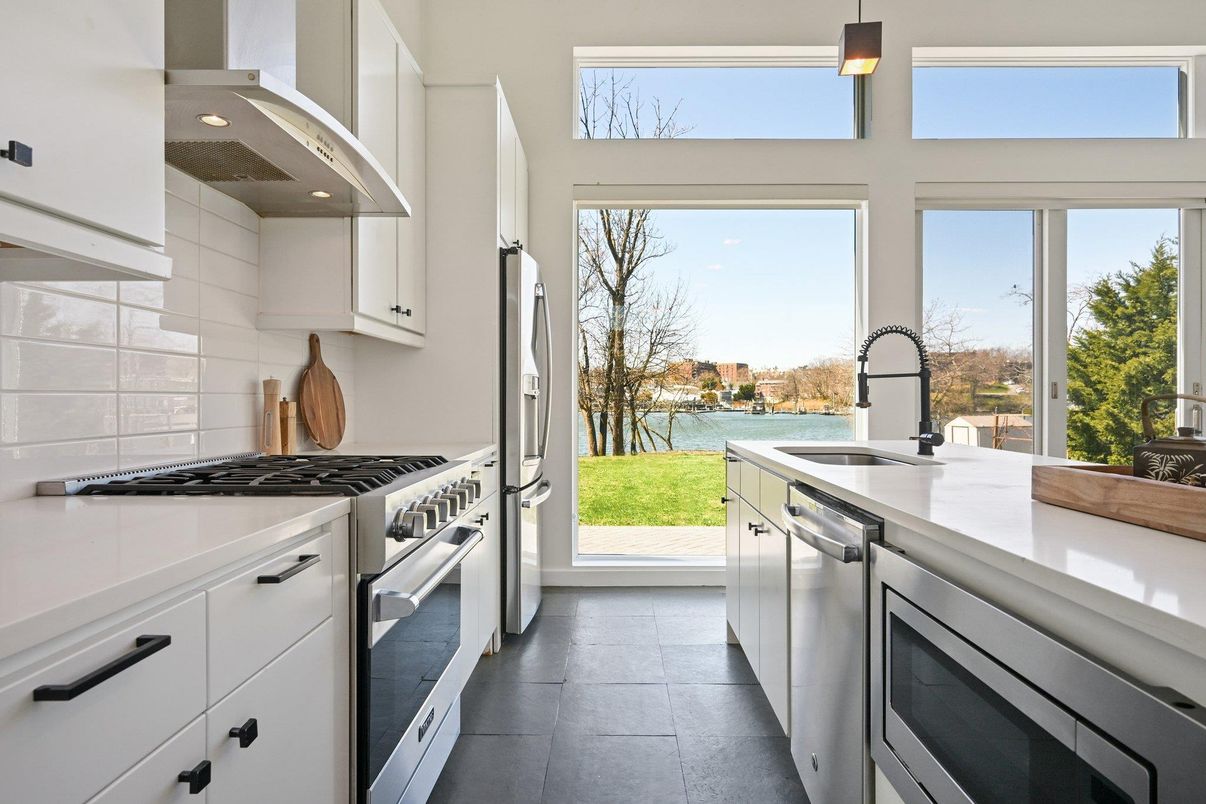 Interior, Kitchen, Pendant Lights, Stainless Steel Appliances