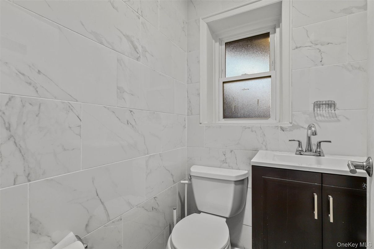 Bathroom, Interior, Marble Walls