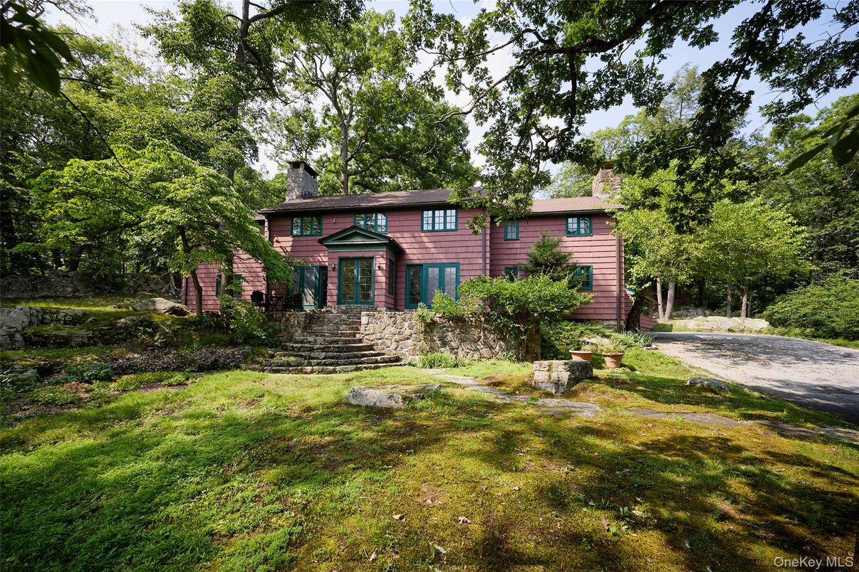 Backyard, Exterior, Facade, Log Home
