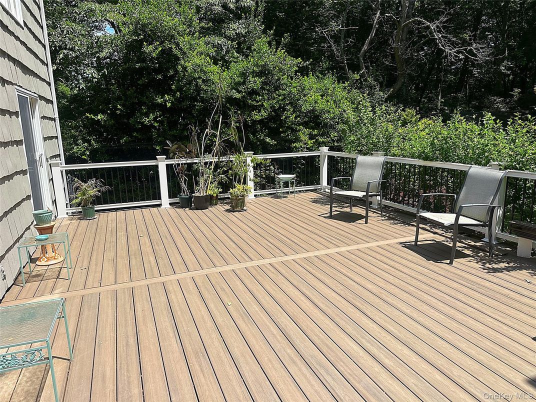 Exterior, Wood Texture Flooring