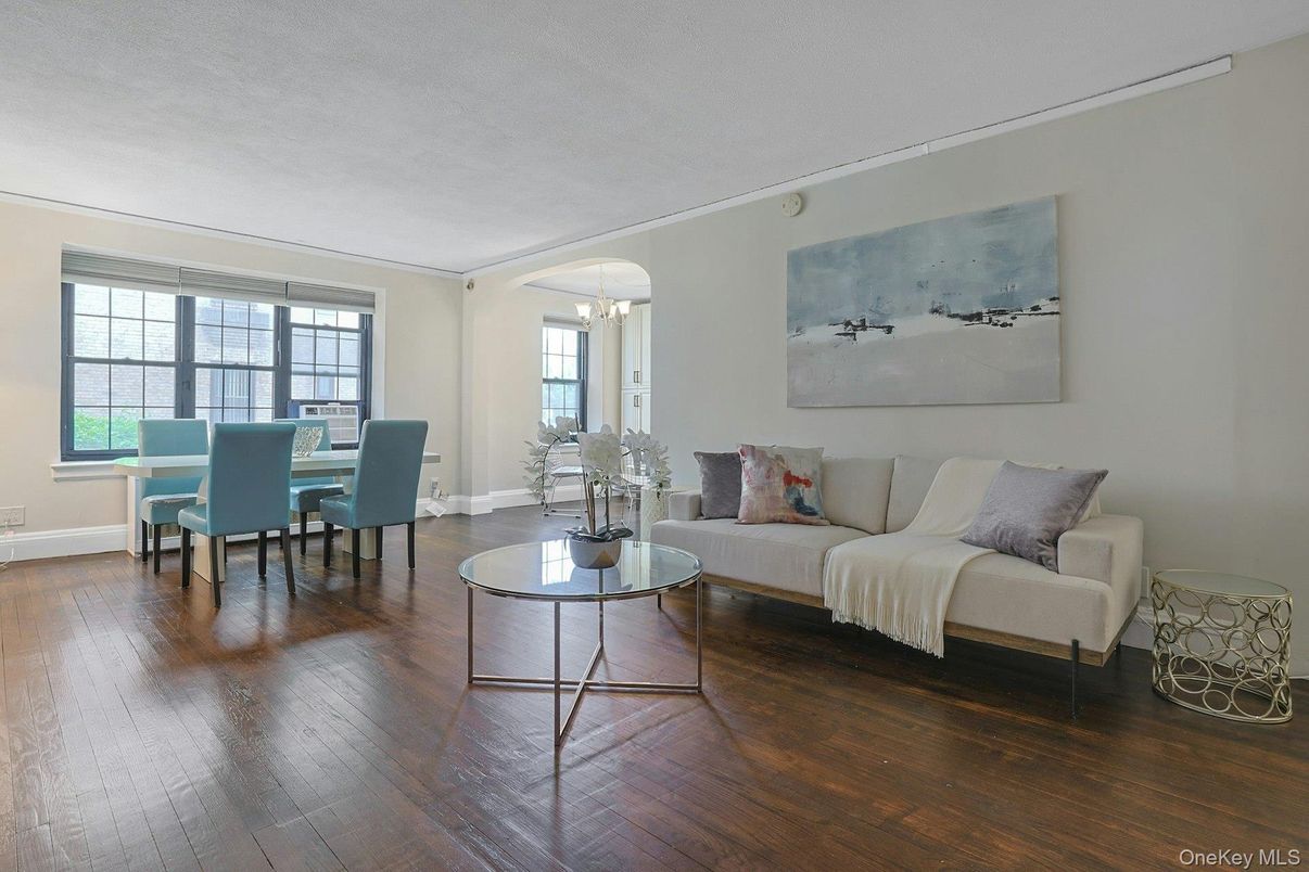 Chandelier, Dining room, Interior, Living room, Wood Texture Flooring