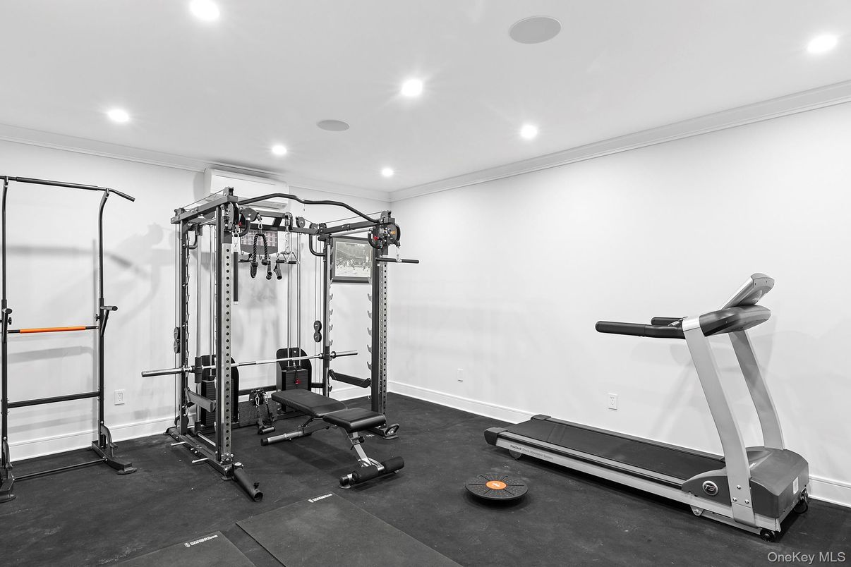 Fitness Equipment, Interior, Recessed Lighting