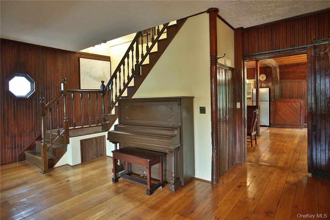 Interior, Piano, Wood Texture Flooring, Wooden Walls