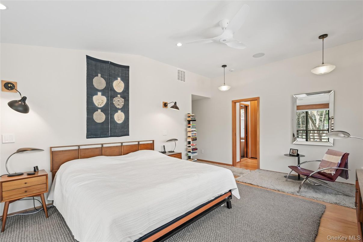 Bedroom, Interior, Pendant Lights, Recessed Lighting, Wood Texture Flooring