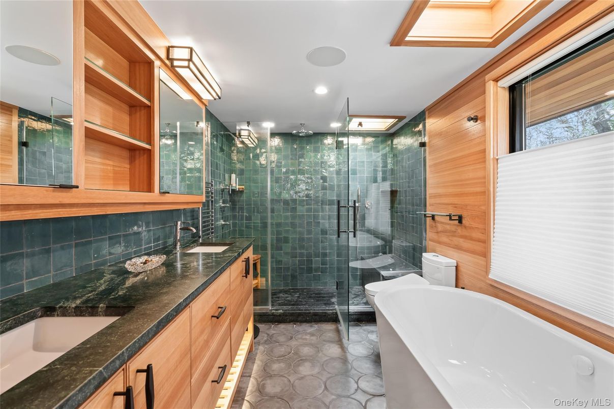 Bathroom, Dual Sink Vanities, Free Standing Baths, Glass Shower, Interior, Recessed Lighting