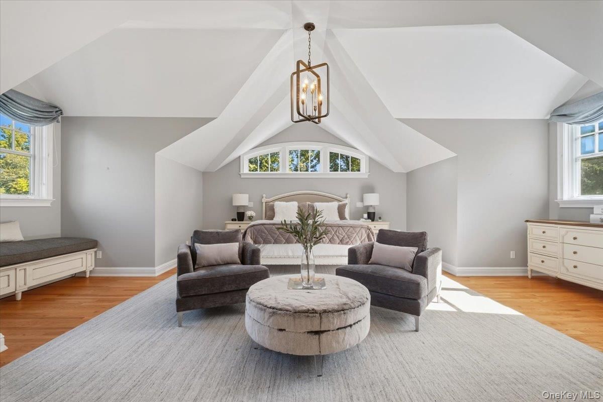 Bedroom, Interior, Pendant Lights, Wood Texture Flooring