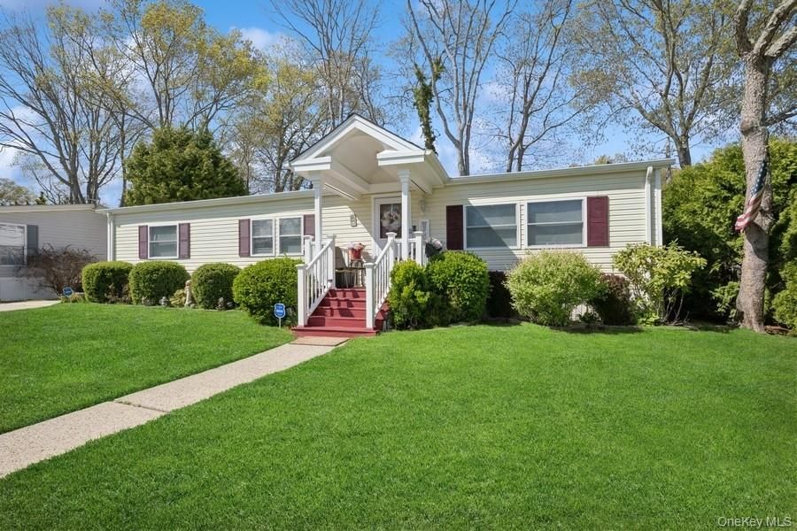 Backyard, Exterior, Facade, Cape Cod