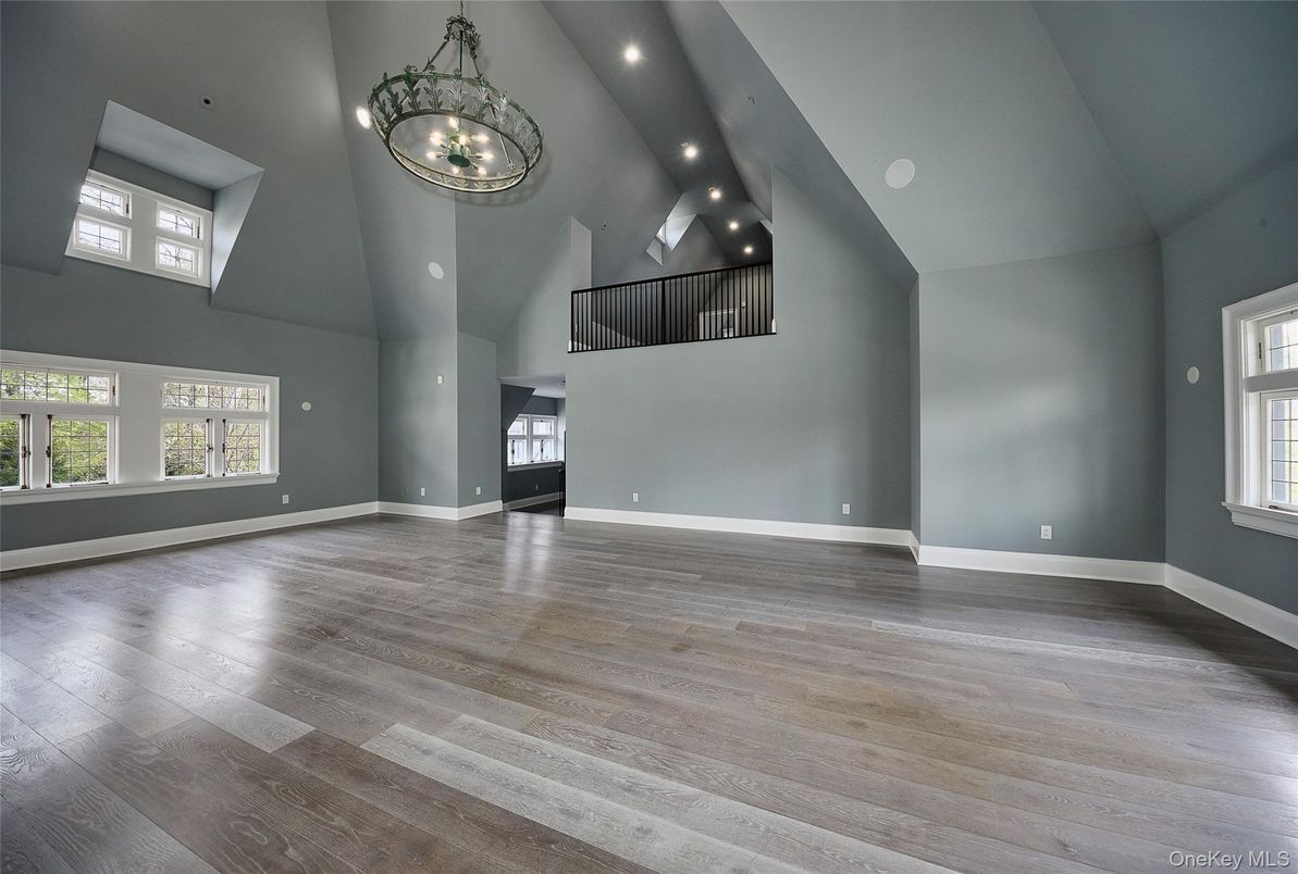 Chandelier, Empty room, Interior, Pendant Lights, Recessed Lighting, Wood Texture Flooring