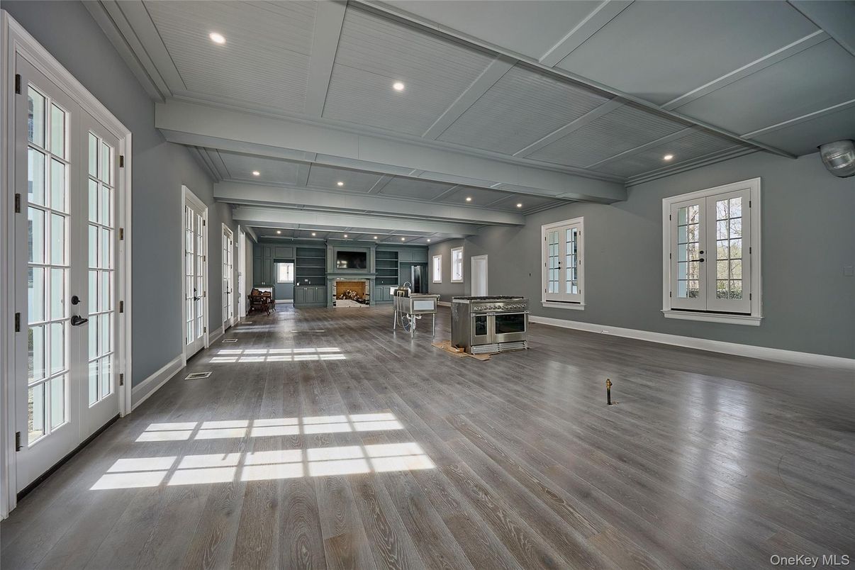 Interior, Recessed Lighting, Wood Texture Flooring