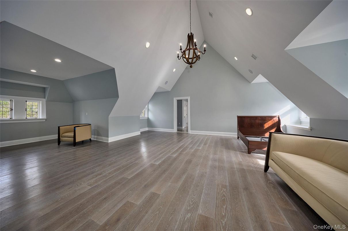 Chandelier, Interior, Recessed Lighting, Wood Texture Flooring