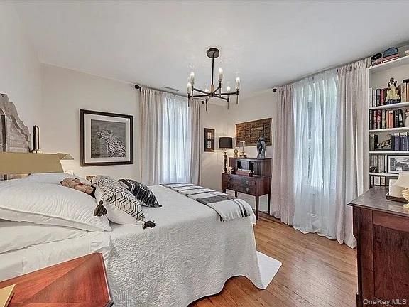Bedroom, Interior, Pendant Lights, Wood Texture Flooring