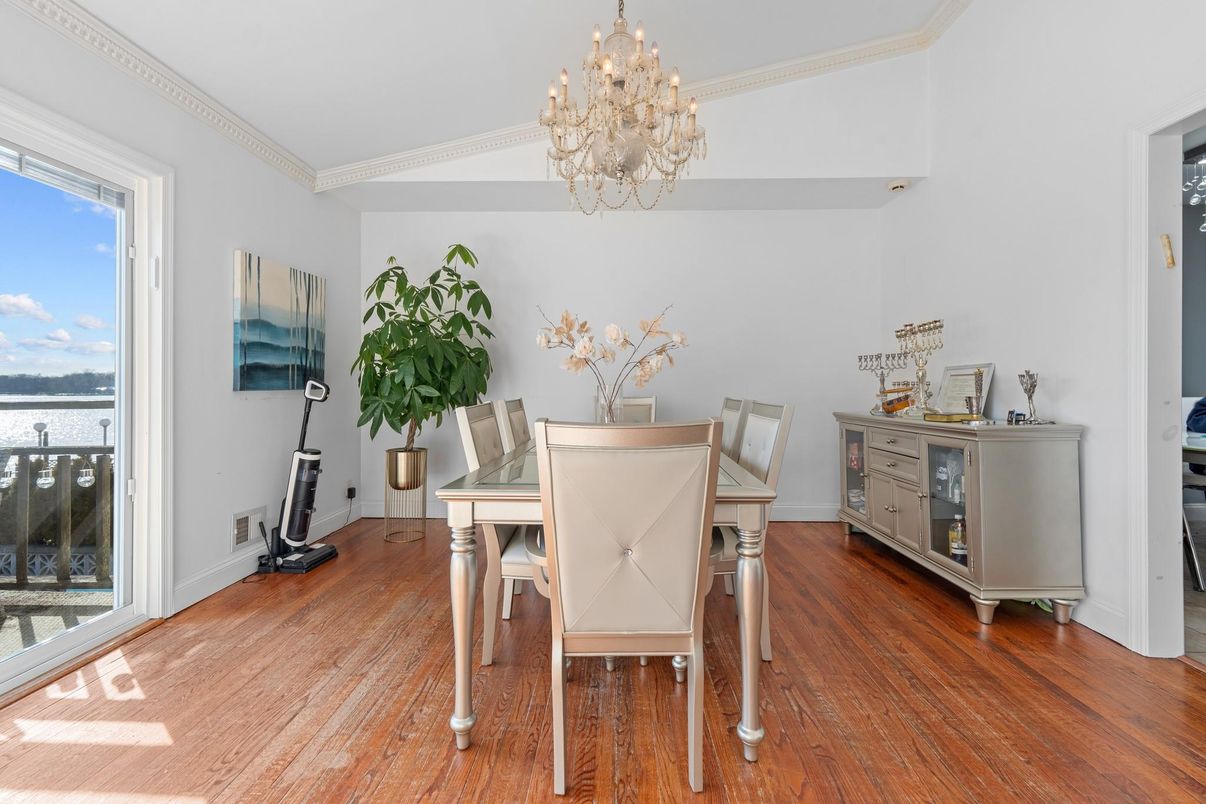 Chandelier, Dining room, Interior, Water, Wood Texture Flooring