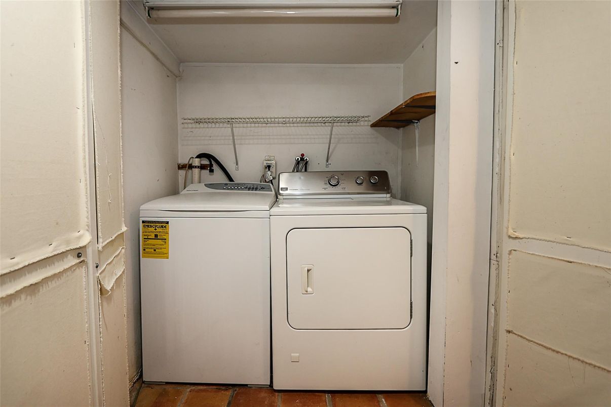 Interior, Utility Closets, Washer