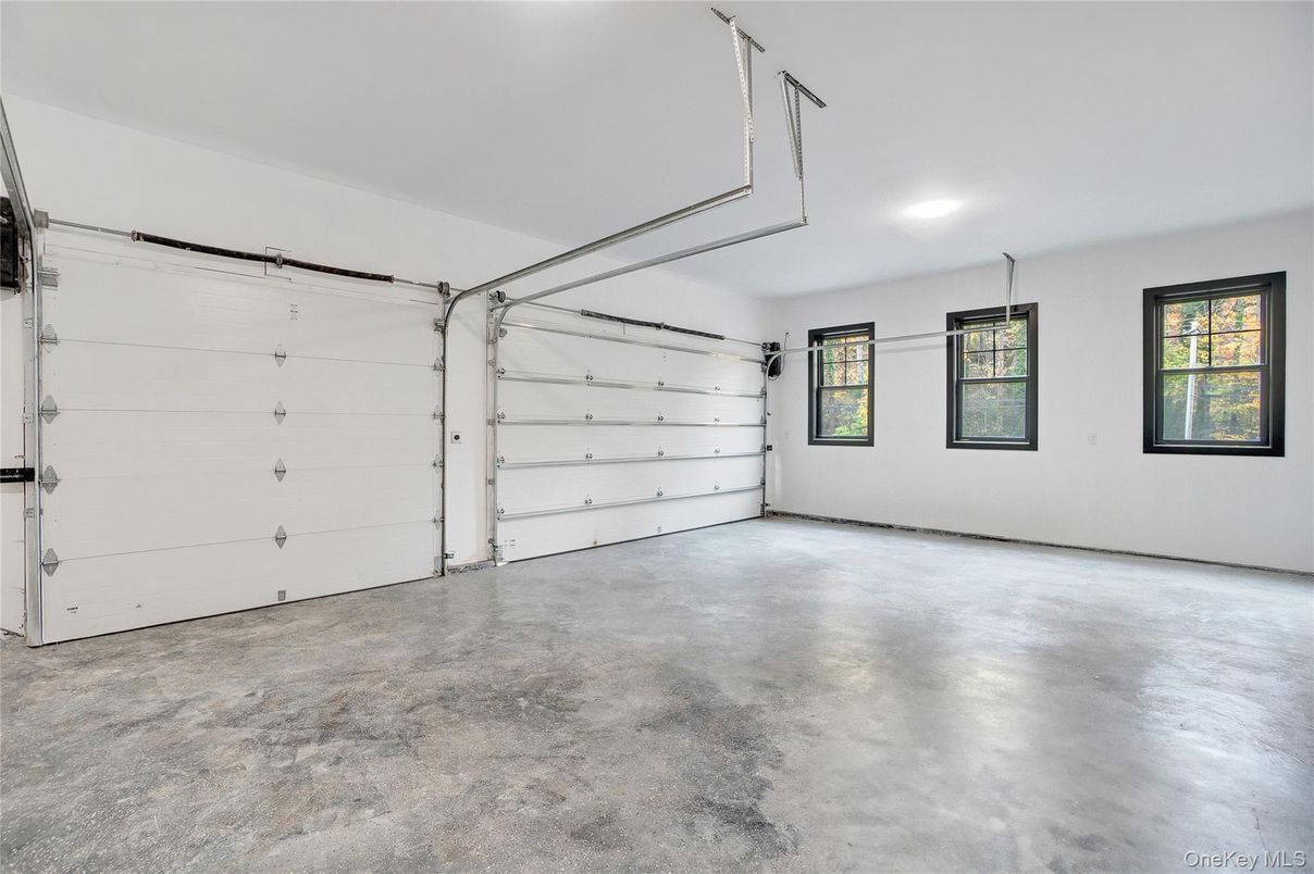 Garage, Interior, Recessed Lighting