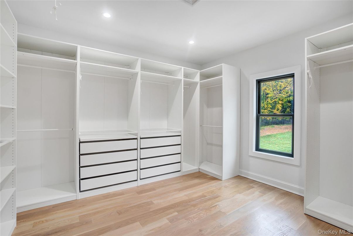 Interior, Recessed Lighting, Walk-in Closets, Wood Texture Flooring