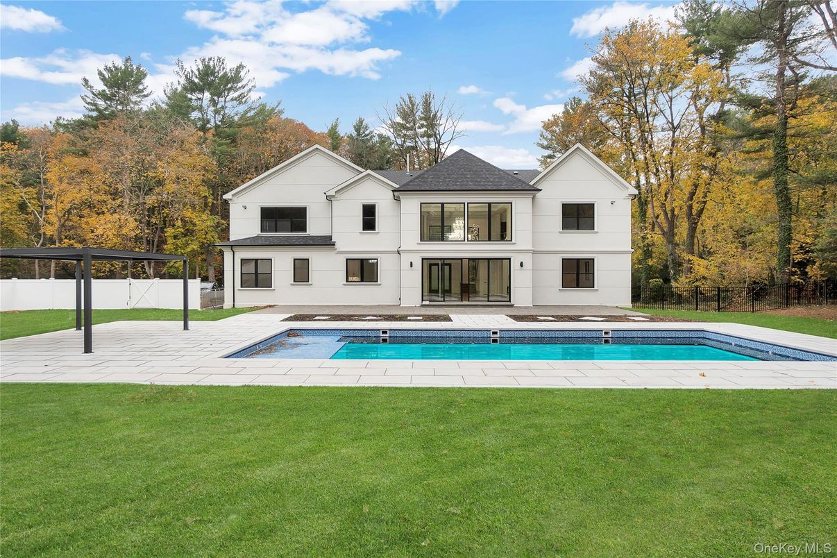 Backyard, Exterior, Pool