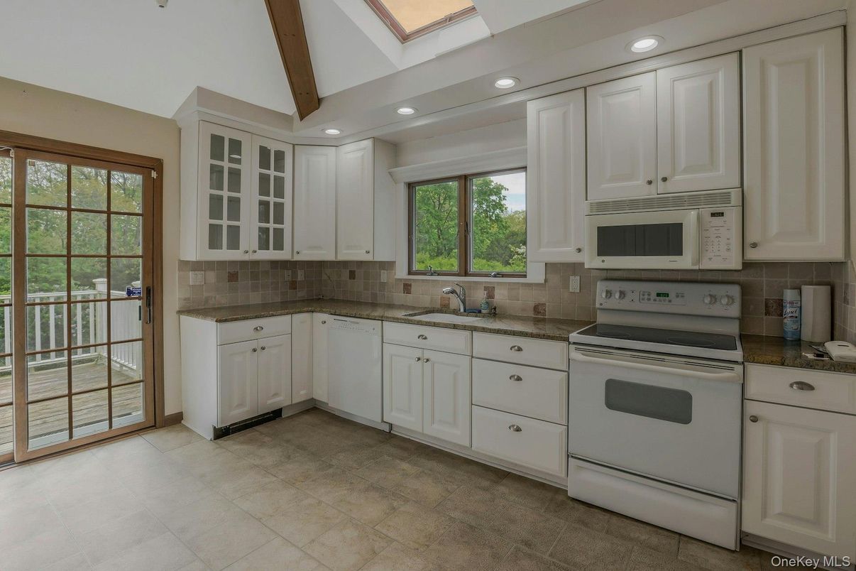 Interior, Kitchen, Recessed Lighting, Wooden Beams