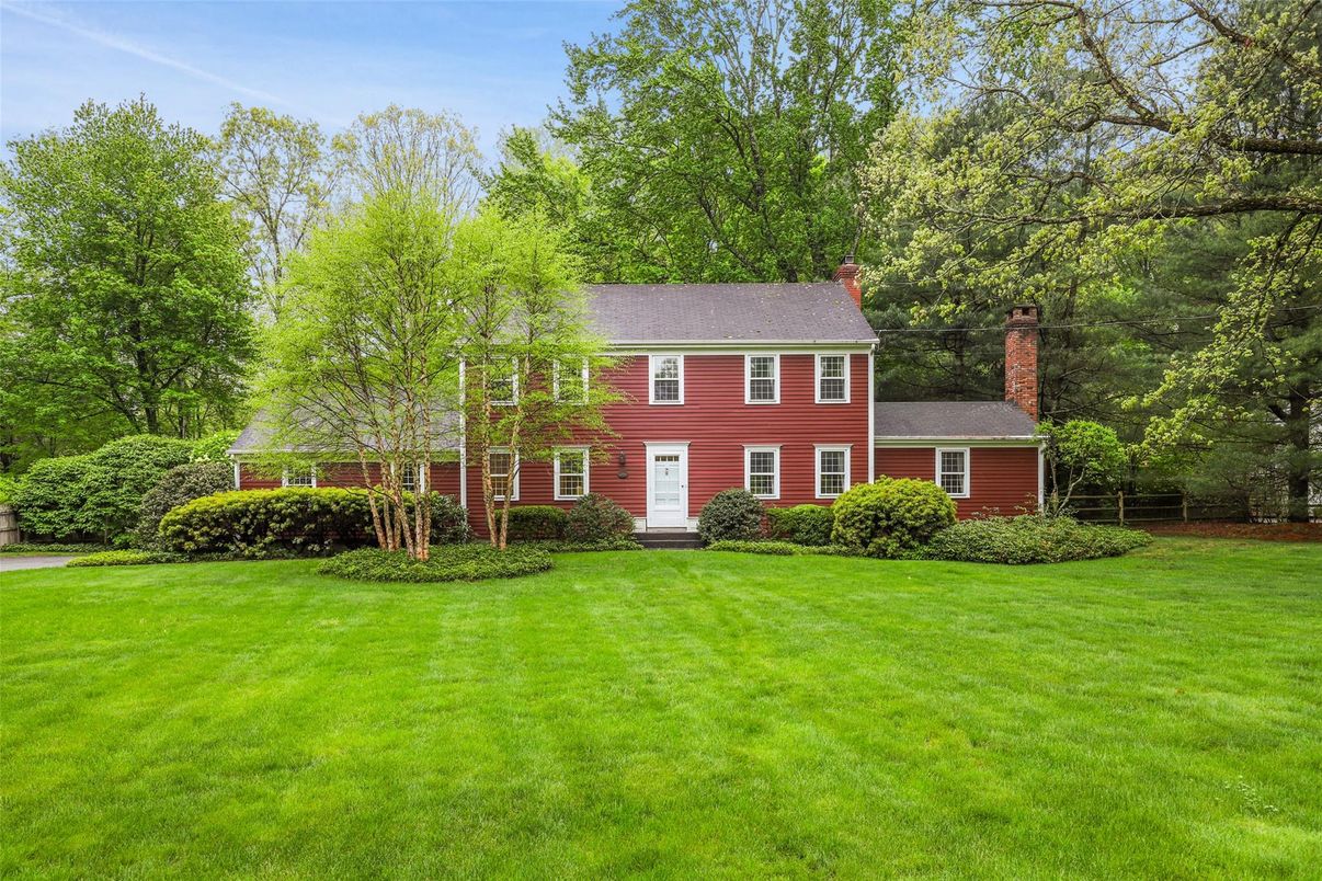 Backyard, Exterior, Facade, Georgian