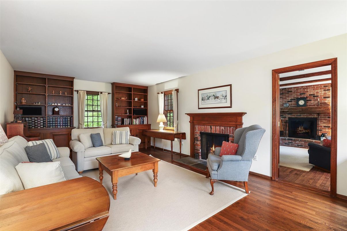 Fireplace, Interior, Living room, Stone Walls, Wood Texture Flooring