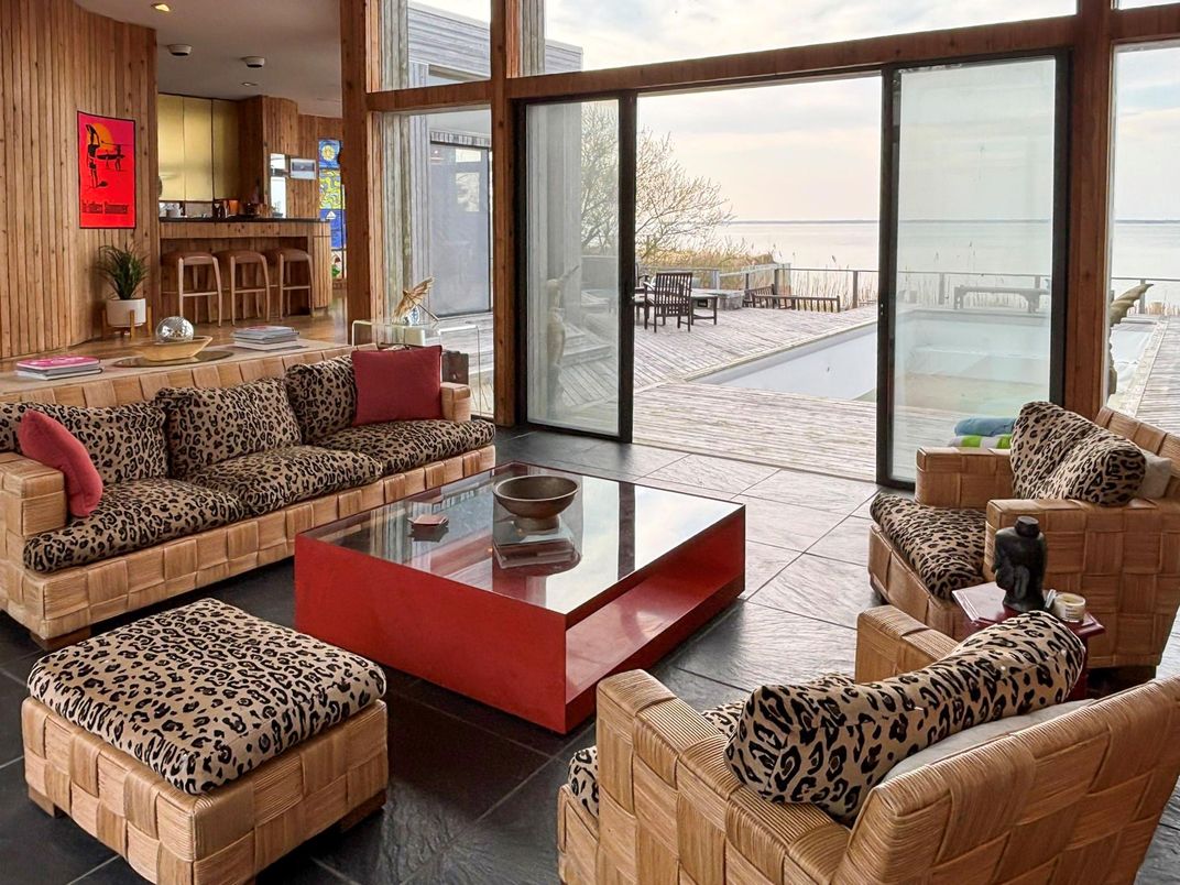 Interior, Living room, Recessed Lighting, Water