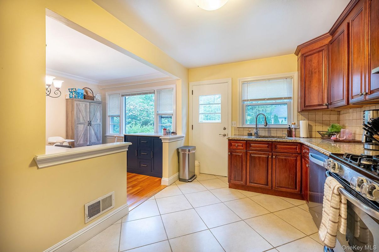Interior, Kitchen, Wood Texture Flooring