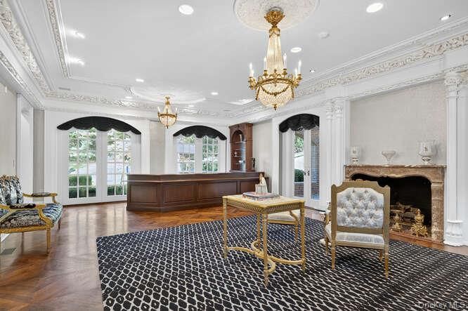 Chandelier, Fireplace, Interior, Recessed Lighting, Wood Texture Flooring