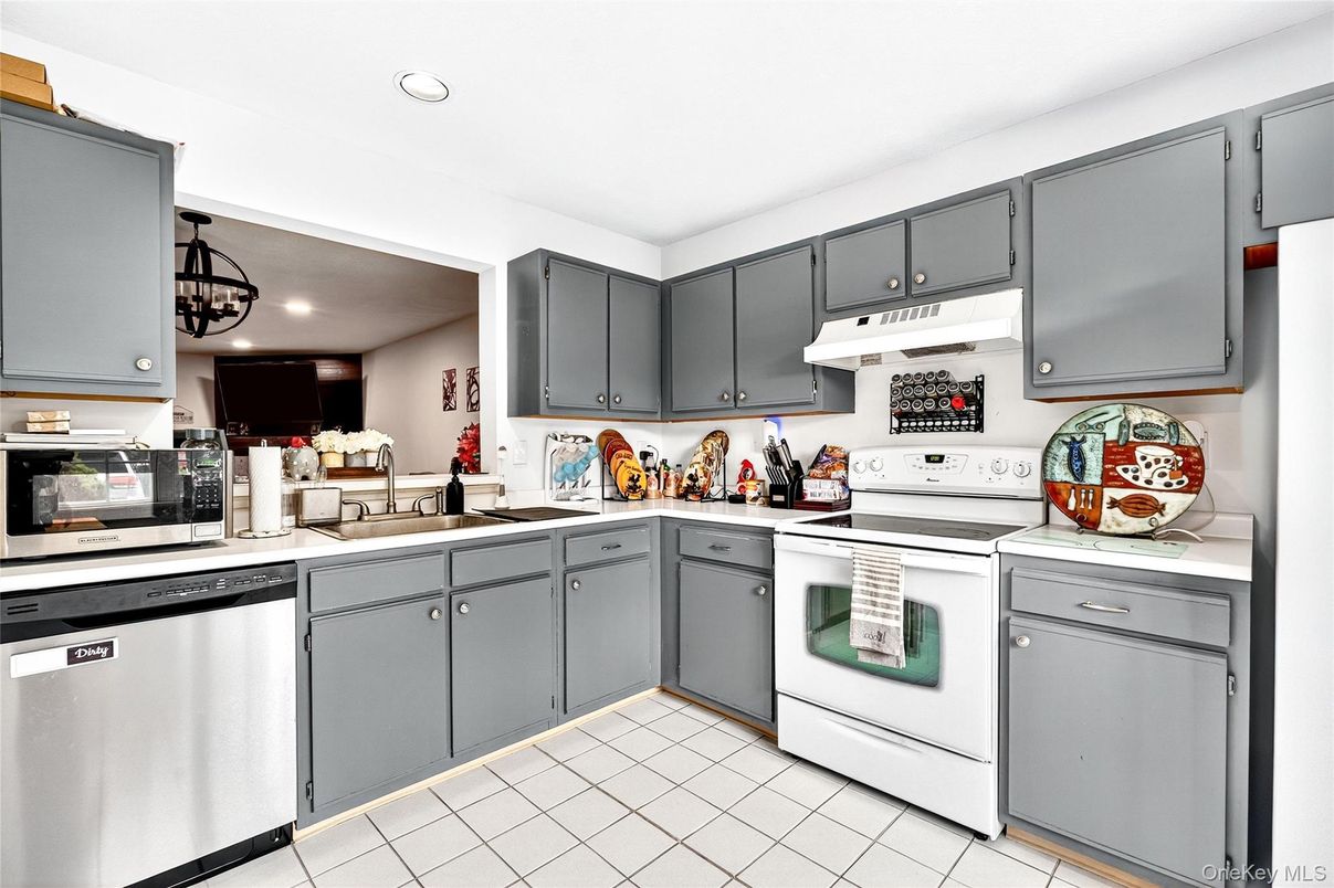 Interior, Kitchen, Recessed Lighting