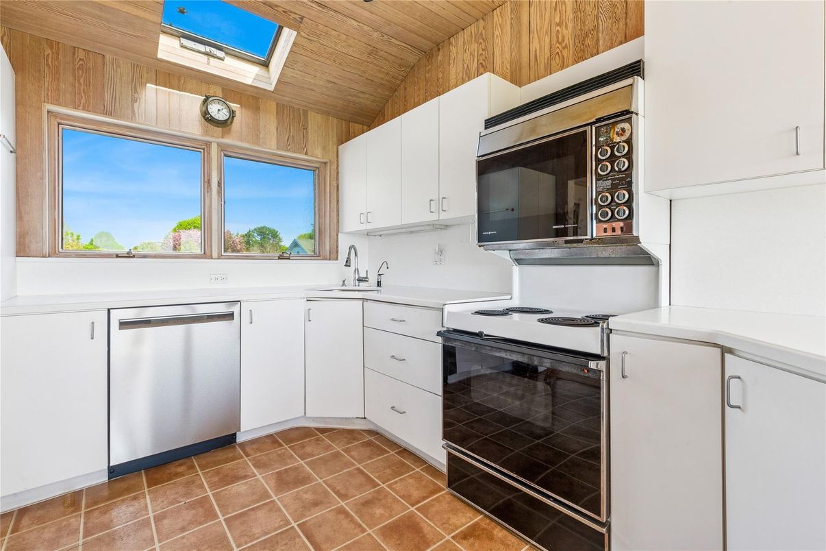 Interior, Kitchen, Stainless Steel Appliances, Wooden Ceilings, Wooden Walls
