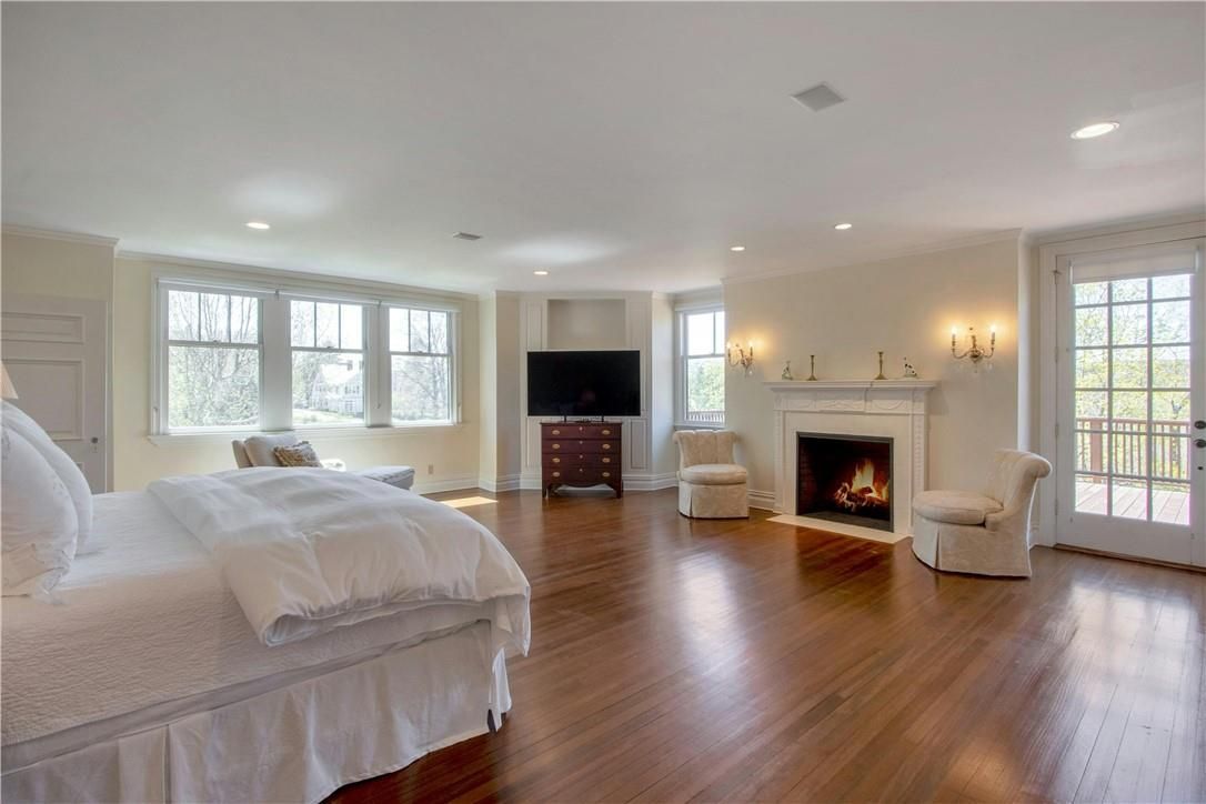 Bedroom, Fireplace, Interior, Recessed Lighting, Wood Texture Flooring