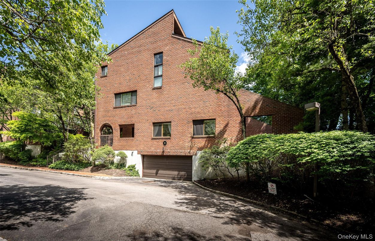 Attached, Exterior, Facade, Brick Facade, Tudor Revival