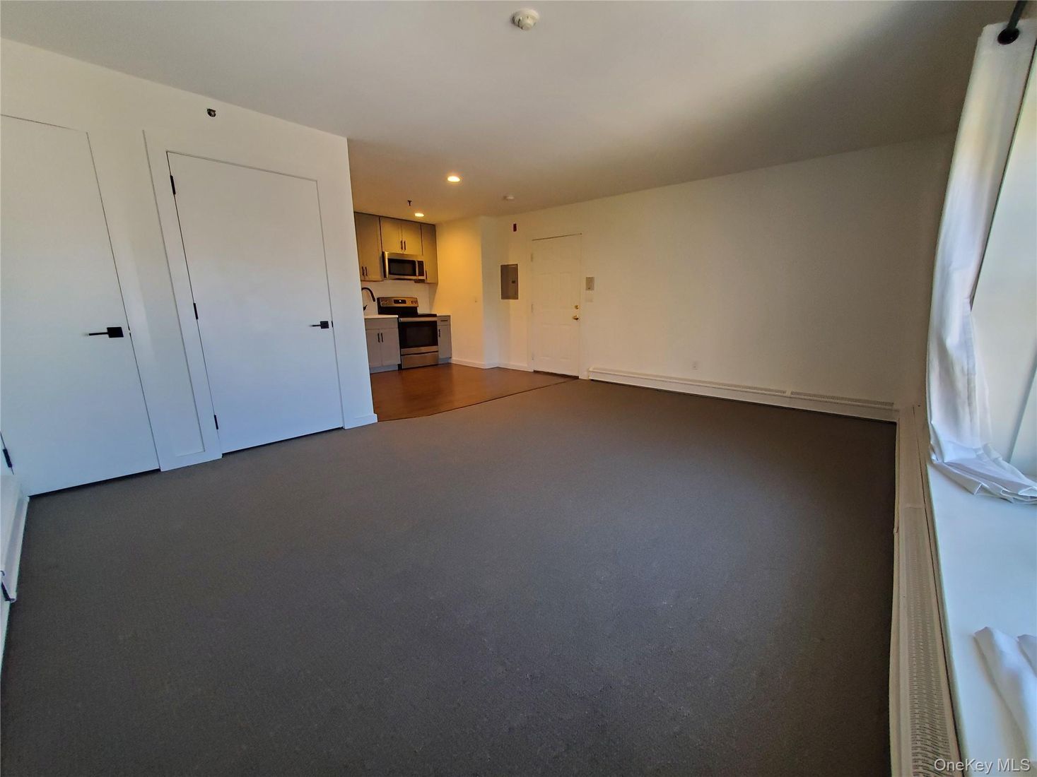 Empty room, Interior, Kitchen, Recessed Lighting