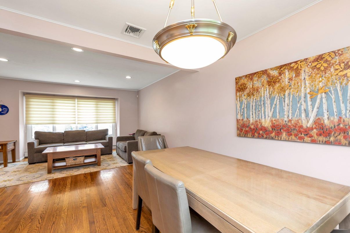 Dining room, Interior, Living room, Recessed Lighting, Wood Texture Flooring