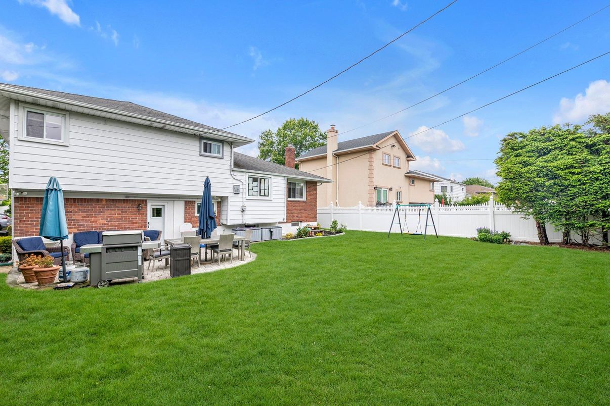 Backyard, Exterior, Playground