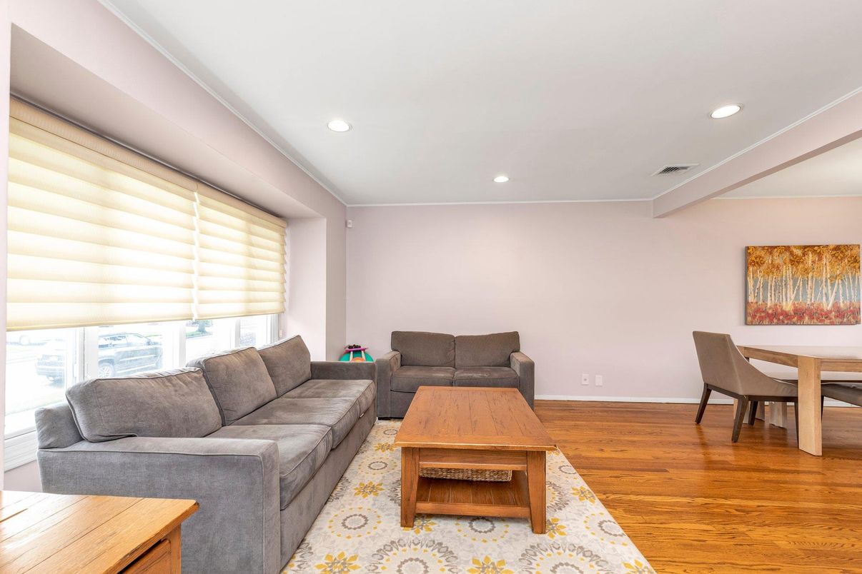 Dining room, Interior, Living room, Recessed Lighting, Wood Texture Flooring