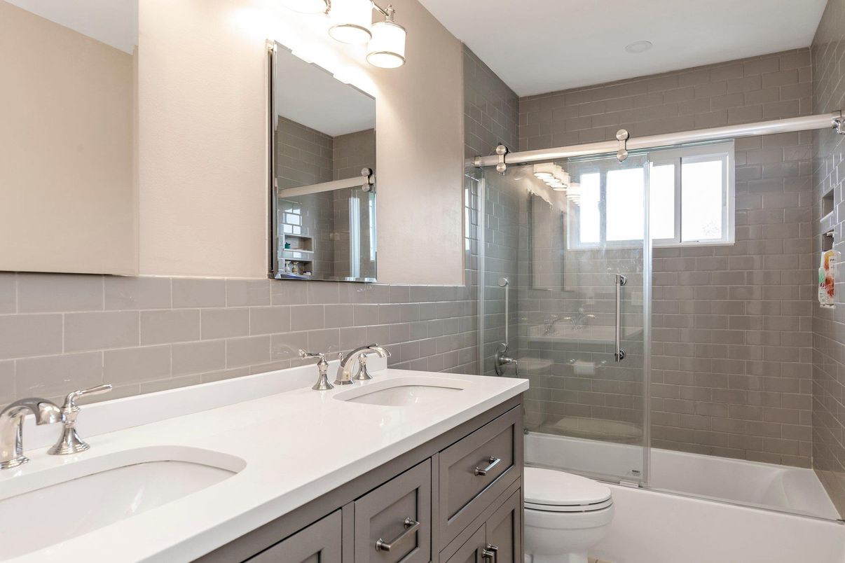 Bathroom, Dual Sink Vanities, Glass Shower, Interior