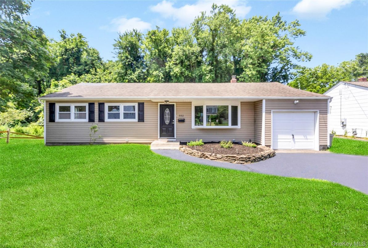 Attached, Backyard, Exterior, Facade, Ranch