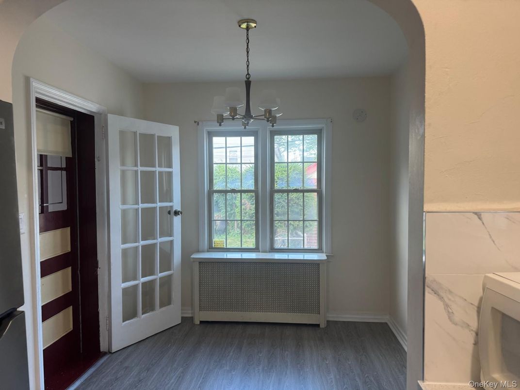 Chandelier, Interior, Wood Texture Flooring