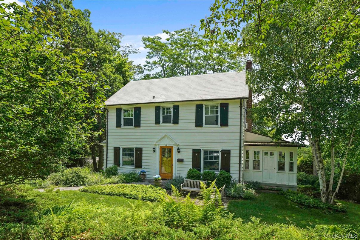 Exterior, Facade, Georgian