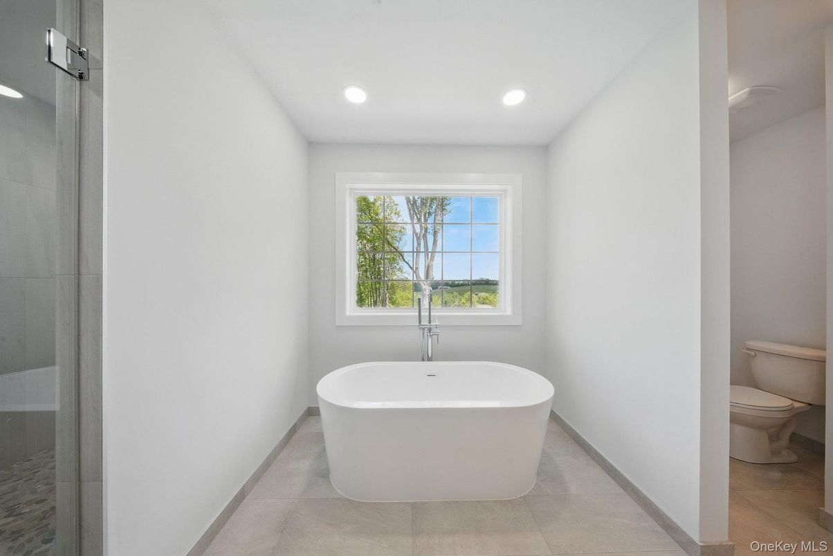 Bathroom, Free Standing Baths, Interior, Recessed Lighting