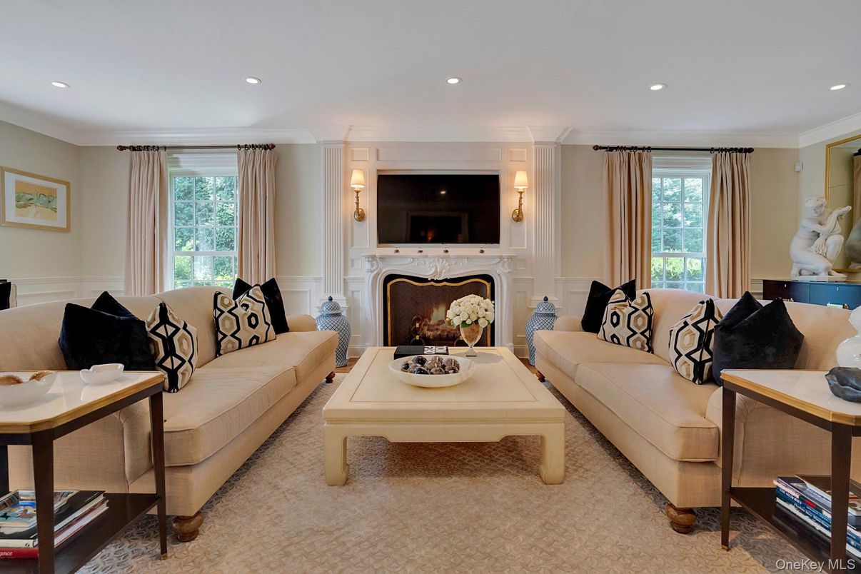 Fireplace, Interior, Living room, Recessed Lighting