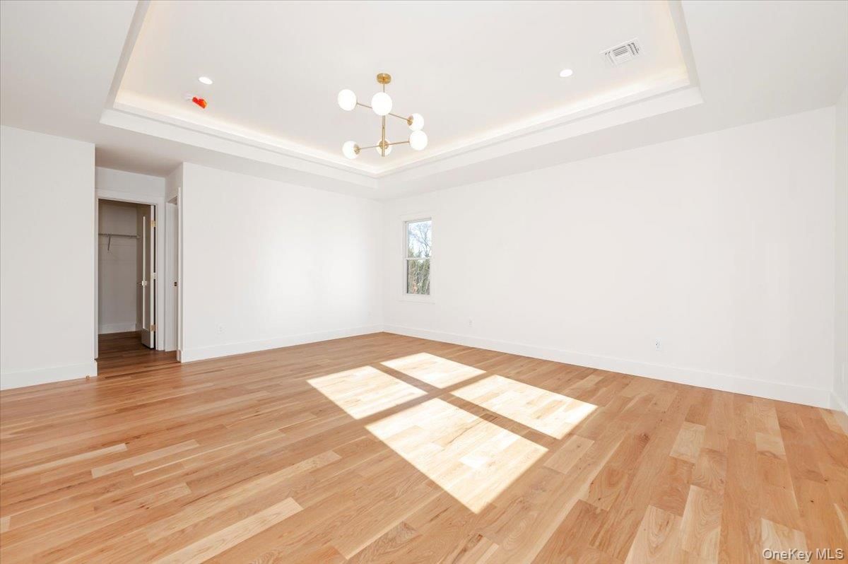 Empty room, Interior, Pendant Lights, Recessed Lighting, Wood Texture Flooring